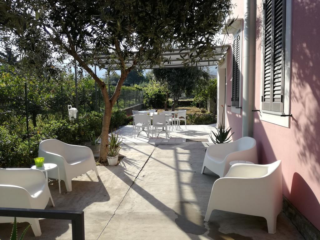 Miss Sicily B&B テッラジーニ エクステリア 写真